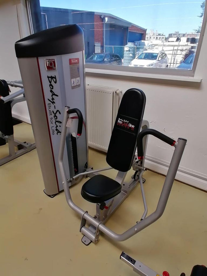 END OF LIFE Pro Clubline Series II Chest Press S2CP - Toonzaalmodel